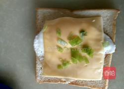 鸡蛋芝士香葱吐司的做法图解3