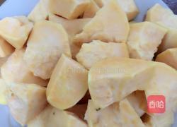 拔丝地瓜的做法图解1
