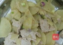 油焖土豆炒肉片的做法图解5