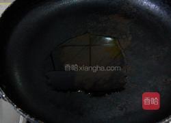 青红椒爆苤蓝丝的做法图解3