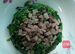 凉拌肉丁菠菜的做法图解9