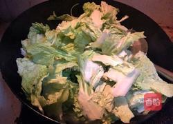 白菜炖酥肉的做法图解4
