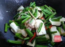大蒜白干炒肉片的做法图解6