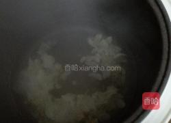 百合粥的做法图解1