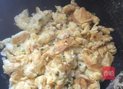 大蒜方腿鸡蛋的做法图解2