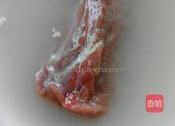 椒盐牙签肉的做法图解1