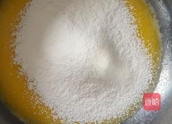 戚风蛋糕的做法图解5