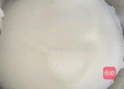 戚风蛋糕的做法图解8