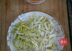 蒜黄鸡蛋的做法图解2
