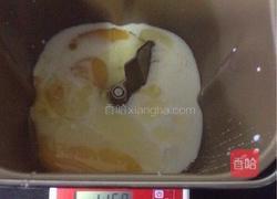 豆沙面包卷的做法图解2