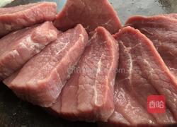 红酒牛排配味增汁蔬菜的做法图解1