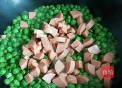 豌豆火腿肠的做法图解5