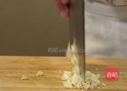 虎皮尖椒的做法图解1