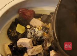 花旗参红枣炖鸡汤的做法图解8