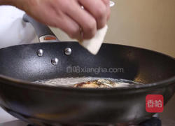 鲫鱼豆腐汤的做法图解7