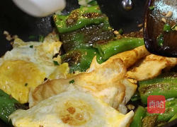 尖椒荷包蛋的做法图解7