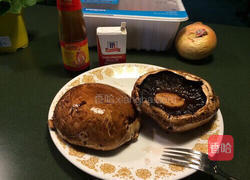 鲜烤香菇酿肉的做法图解2