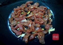 杏鲍菇炒肉丝的做法图解7