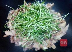 杏鲍菇炒肉丝的做法图解12