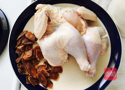 高丽参鸡汤的做法图解1