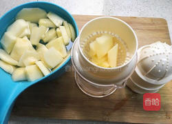 新榨苹果汁的做法图解4