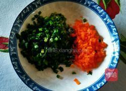 小米鸡蛋炒韭菜的做法图解3