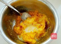 炼乳香甜南瓜饼的做法图解2