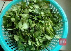 牛肉巴拌香菜的做法图解1