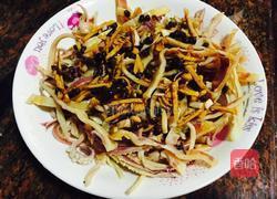 葱花姜丝蒸鱿鱼干的做法图解3