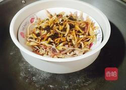 葱花姜丝蒸鱿鱼干的做法图解4
