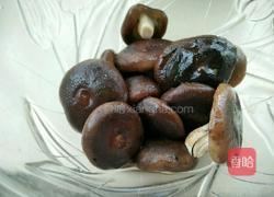 油麦菜烧香菇的做法图解3
