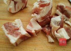 电饭锅红烧肉简单实用的做法图解1