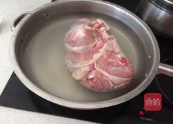 香菇蚝油焖鸡肉的做法图解1