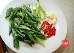 香菇蚝油焖鸡肉的做法图解3