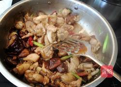 香菇蚝油焖鸡肉的做法图解9