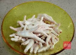 泡椒凤爪的做法图解1