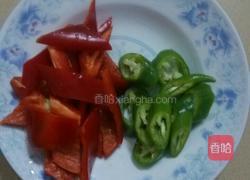 青红翠瓜肉片的做法图解2