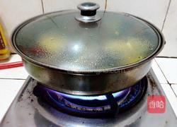 枸杞桂圆煲鸡汤的做法图解6