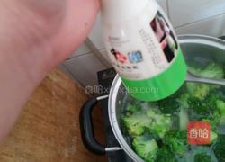 蒜蓉西蓝花的做法图解3