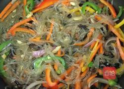 素菜炒薯粉的做法图解4