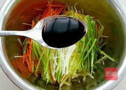 凉拌酸辣土豆丝的做法图解5