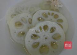 凉拌藕创意摆盘的做法图解1