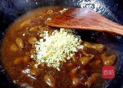 烂蒜肥肠的做法图解16