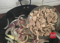 新疆炒烤肉的做法图解6