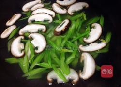 培根芹菜炒杂蔬的做法图解5