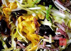 韭黄木耳炒鸡蛋的做法图解6