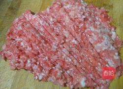 韭菜肉水饺的做法图解1