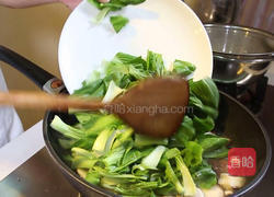 香菇炒油菜的做法图解4