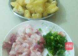 五花肉烧豆腐干的做法图解1