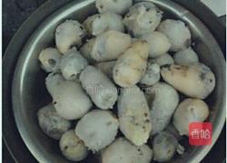 旮旯贼又名"芋饺"的做法图解1